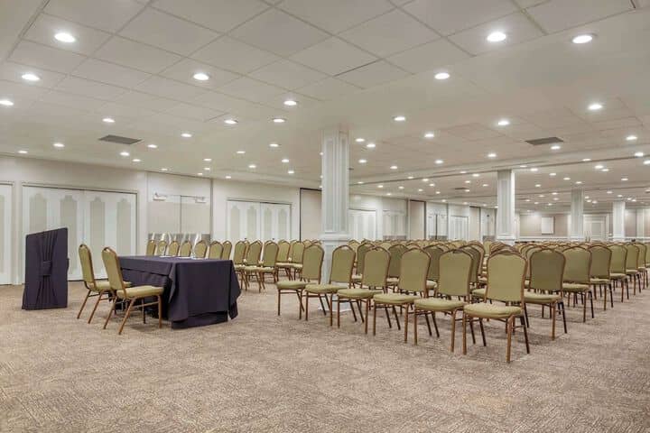 Meeting facility